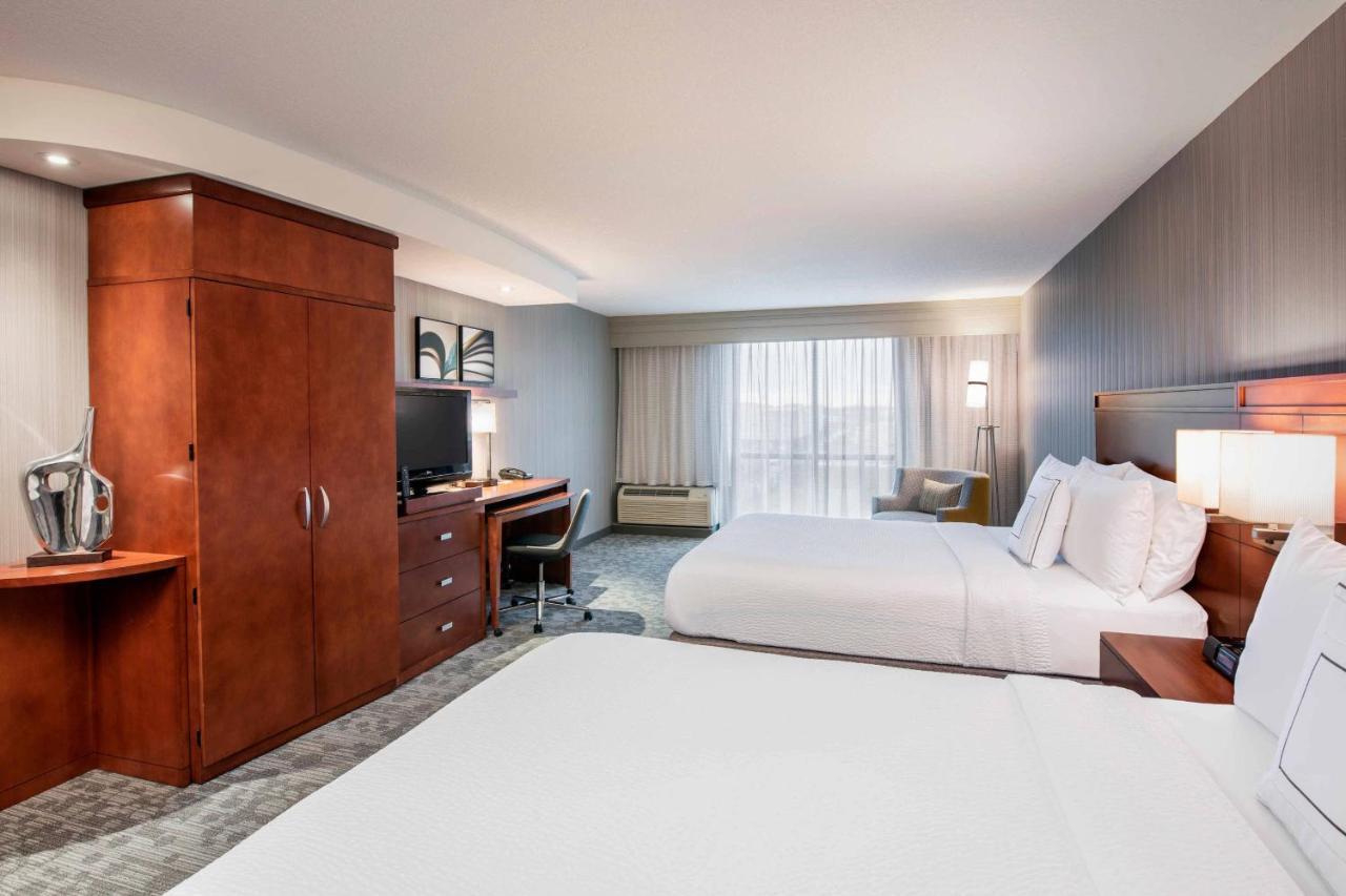 Courtyard By Marriott Edmonton West Ξενοδοχείο Εξωτερικό φωτογραφία